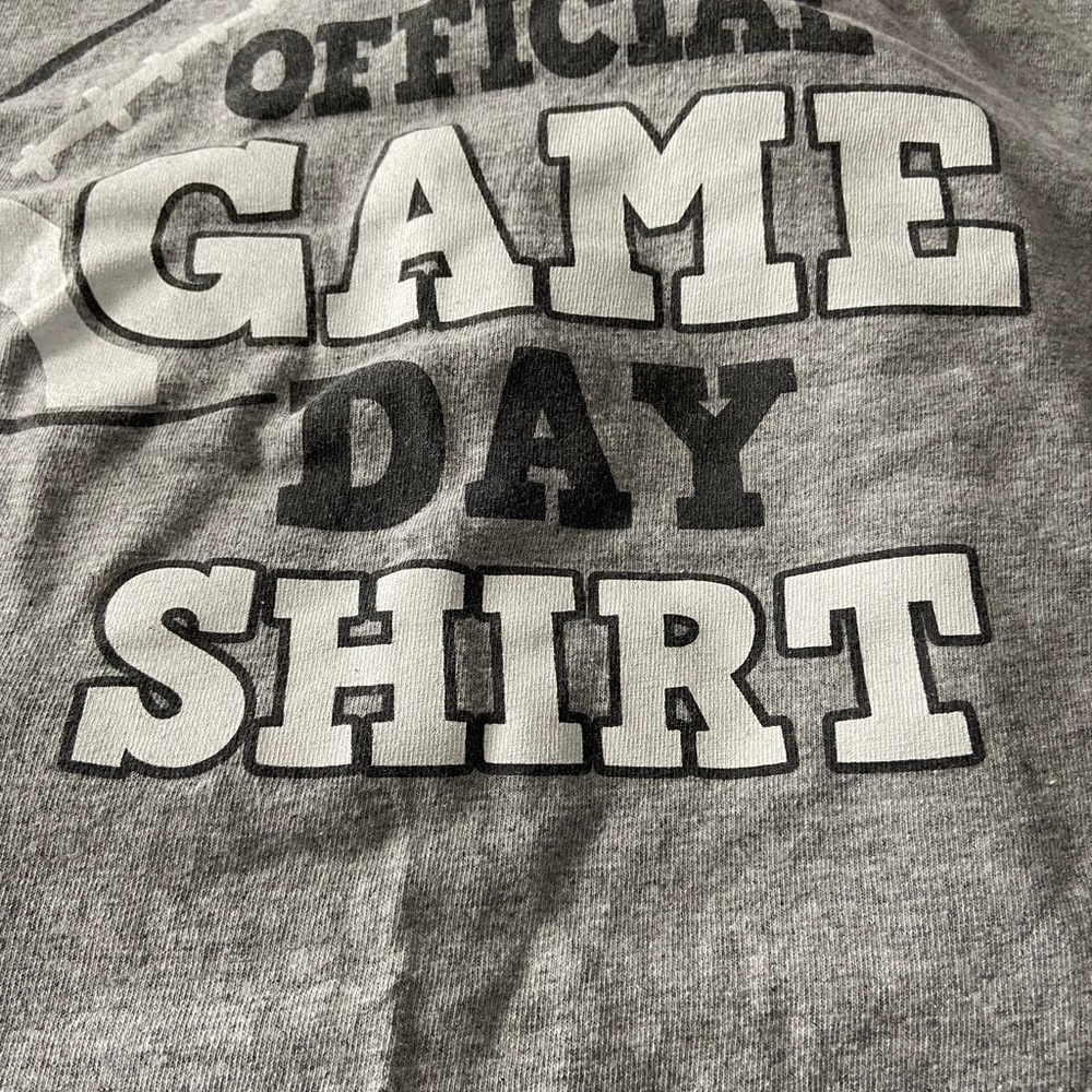 Gildan t shirt - Picture 3 of 4